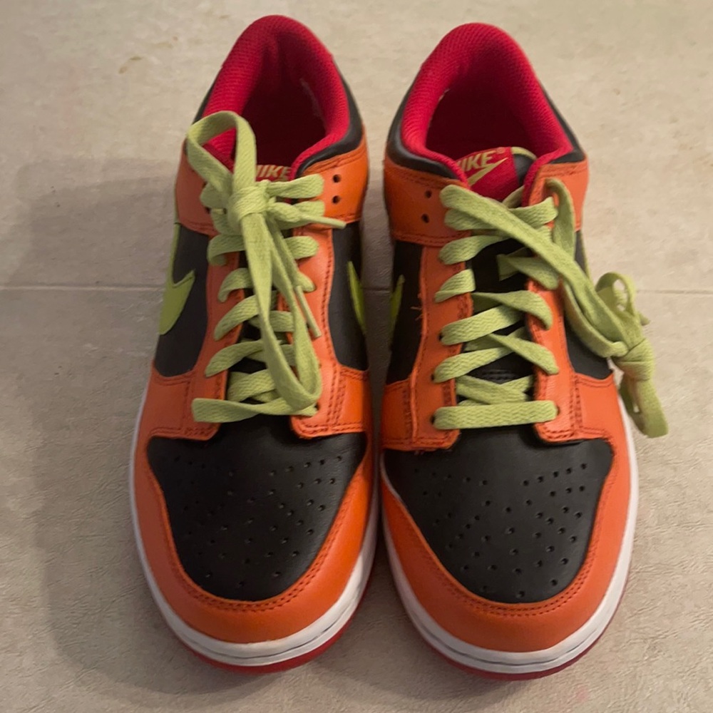 Nike classic vintage low sz 6Y great condition